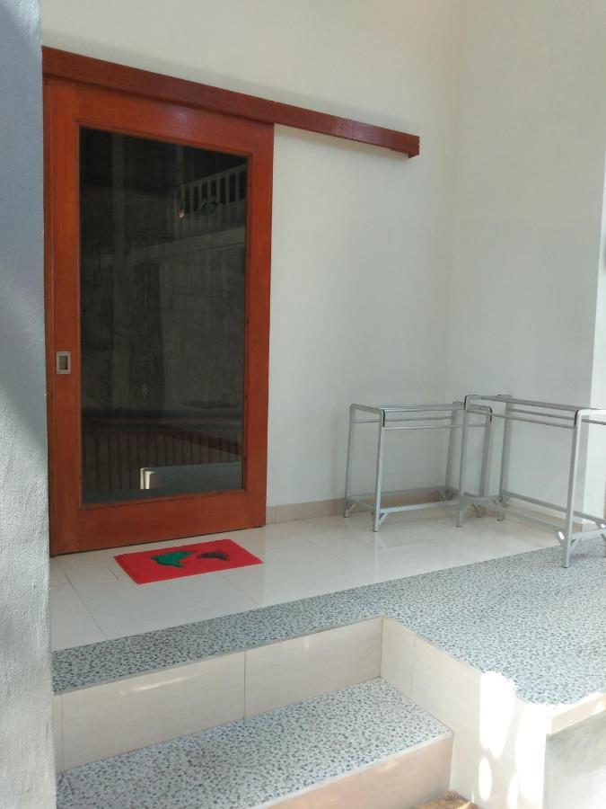 Dharma Yoga Homestay Dan Hostel Amed  Exterior photo
